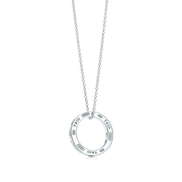 Circle diamond pendant