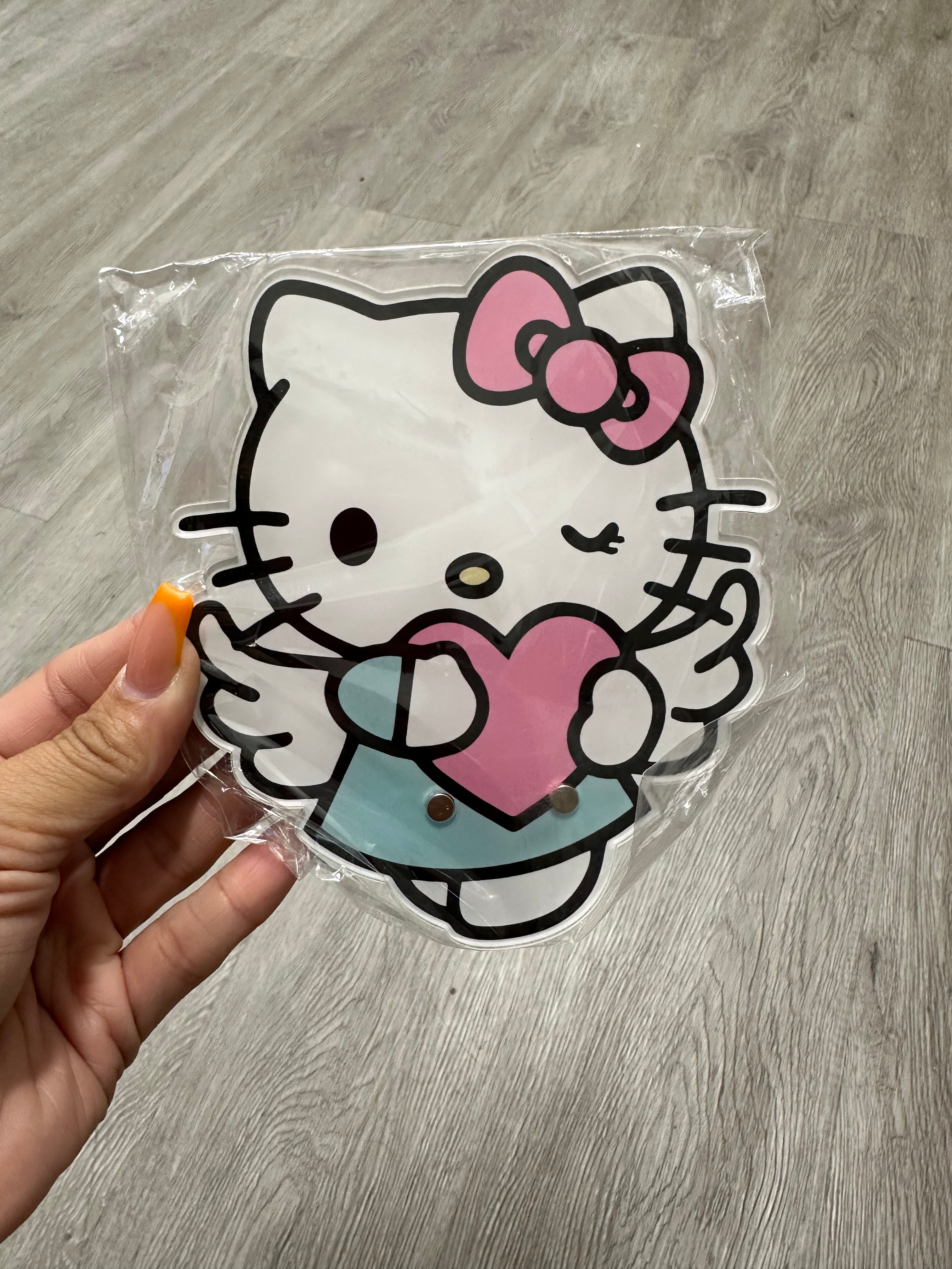 Hello Kitty Angel Heart Tile