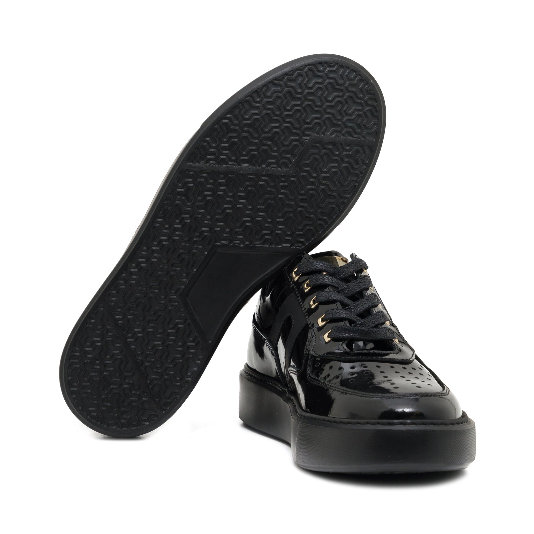 Servo Black Sneaker – GCC-JALIRI