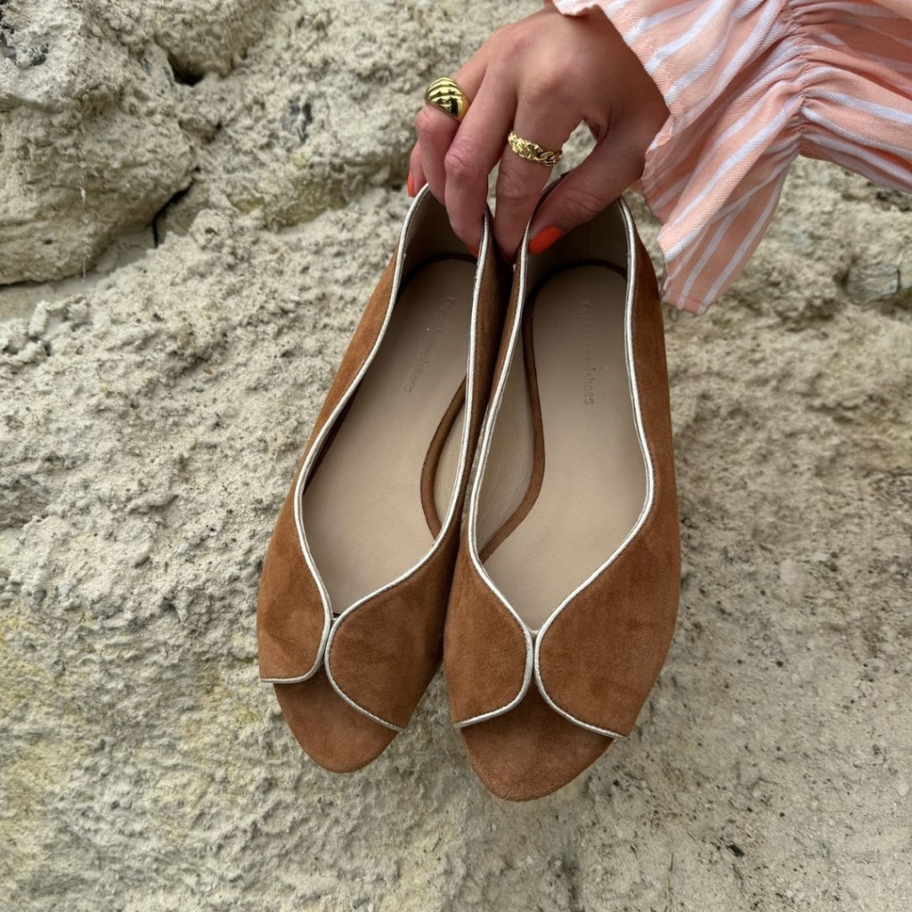 COPENHAGEN SHOES LIKE A MELODY - SUEDE - COGNAC |   |  Ballerinas |  Dames