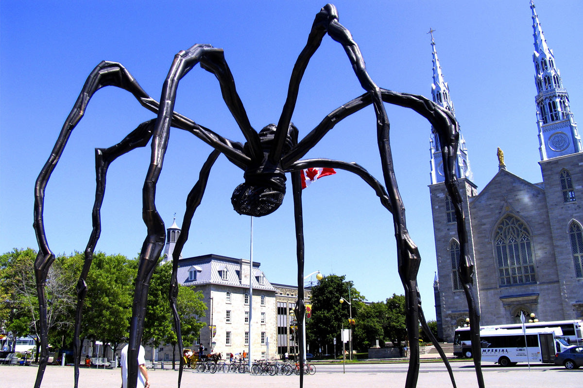 Louise Bourgeois’ Maman near the Notre-Dame Cathedral Basilica