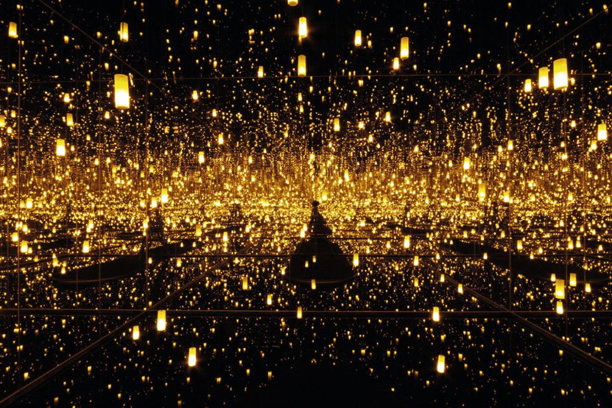Infinity Mirrored Room - Obliteration of Eternity (2009)