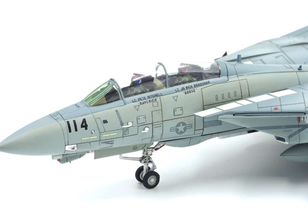 Pre-Order Calibre Wings CA72TP07 1:72 Grumman F-14A USN, Maverick and  Goose, Top Gun, 1986,