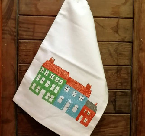A bread bag printed with Berwick Upon Tweed buildings
