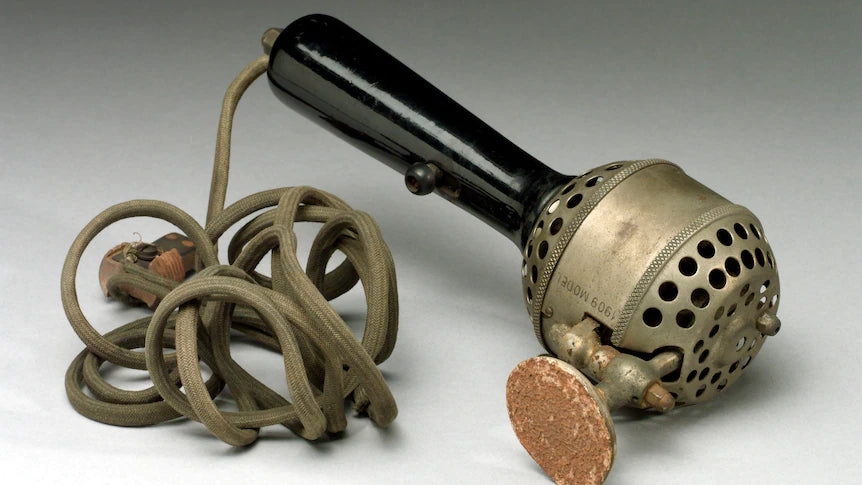 A hand held electric vibrator 1909