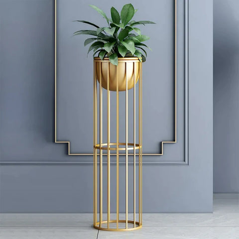 Gold Indoor planter with pot