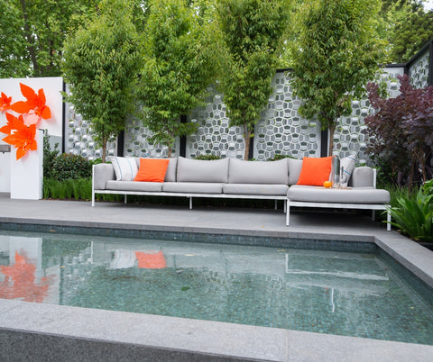 Bold and Beautiful: Contemporary Colors for Your Outdoor Furniture Decor