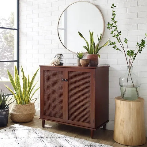 a nature-inspired vignette