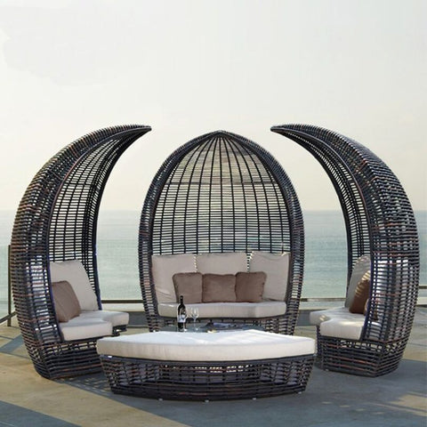 Must-Have Patio Sofa and Coffee Table Styles of 2023