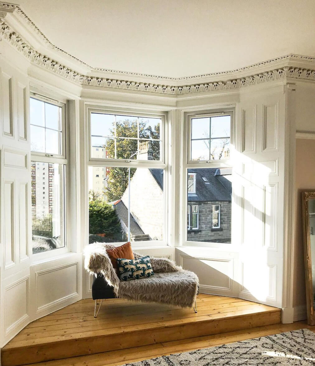 50+ Bay Window Ideas to Enjoy That Beautiful View • Blindstyle