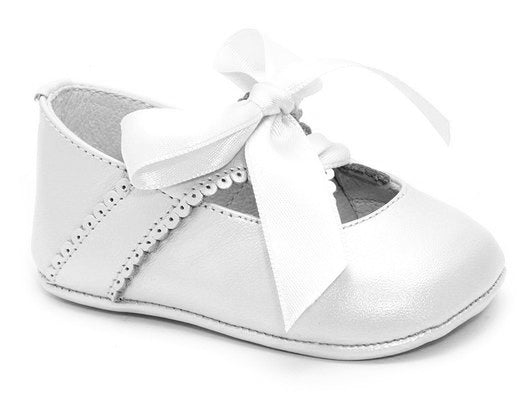 white baby shoes for girls