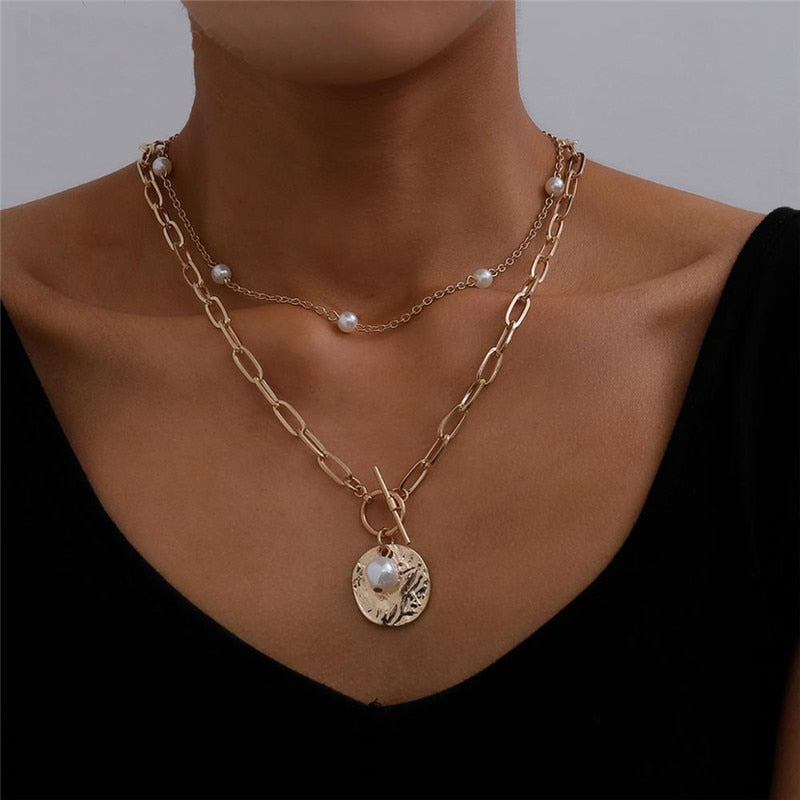 Punk Vintage Chain Necklace Neck Chains for Women Vintage Exaggerated Golden Goth Hoop Metal Necklace Clavicle Jewelry