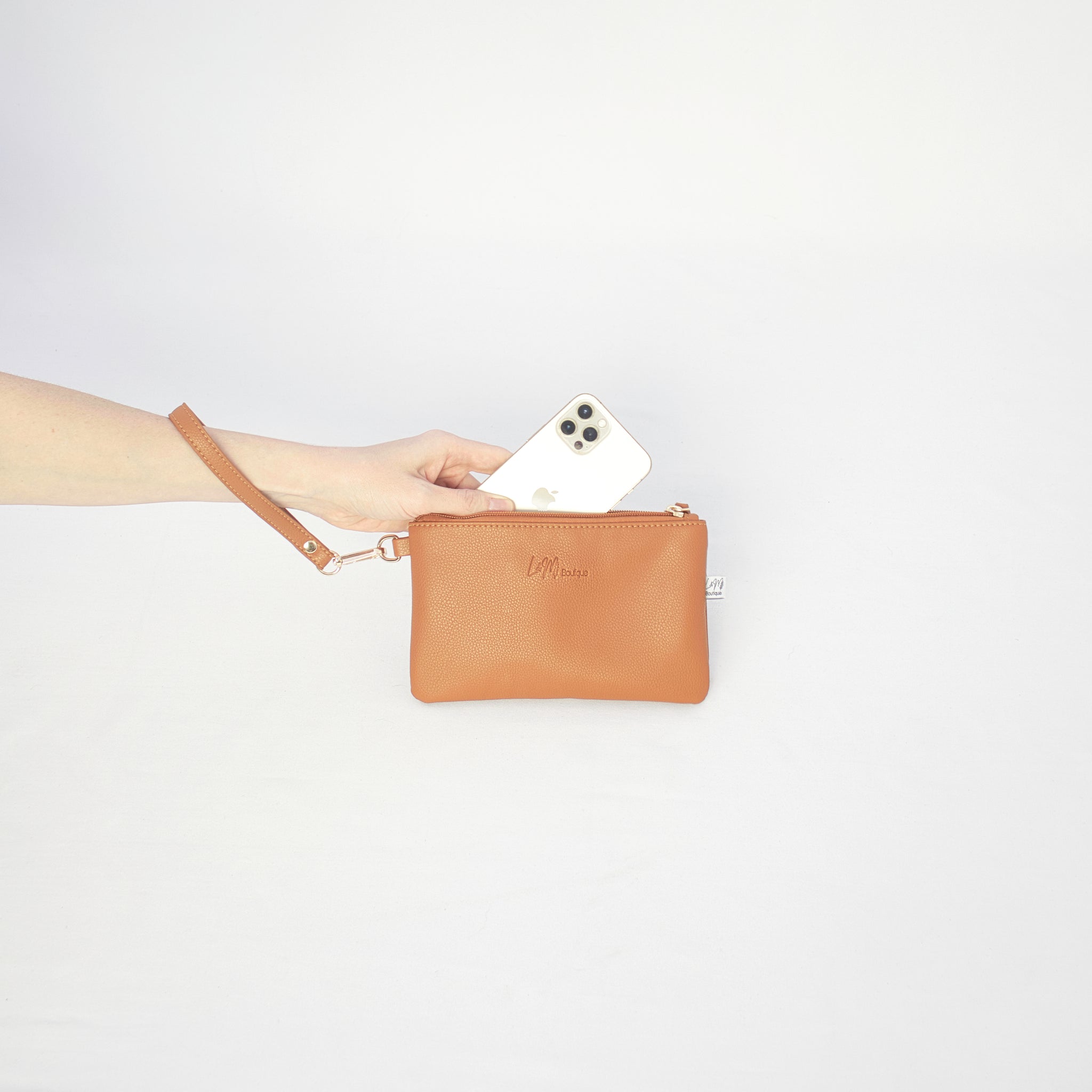 L&M clutch tan