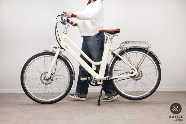 Vélo électrique Voltaire Bellecour blanc pour femme occasion