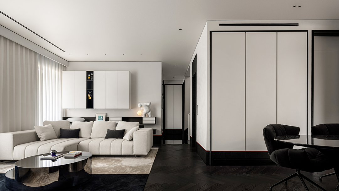 Italian Light Luxury Home Design