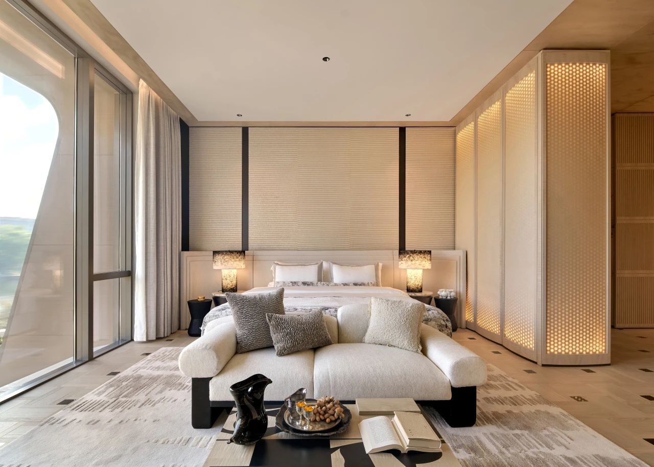 Italian Light Luxury Home Design