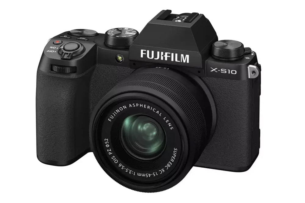 Fujifilm X-S10 Mirrorless Camera - Black (Camera + 15-45mm Lens)