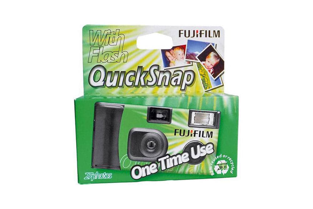 Fujifilm Superia Xtra 400 VV Type 27 Exposures QuickSnap Disposable Camera with Flash (Single)