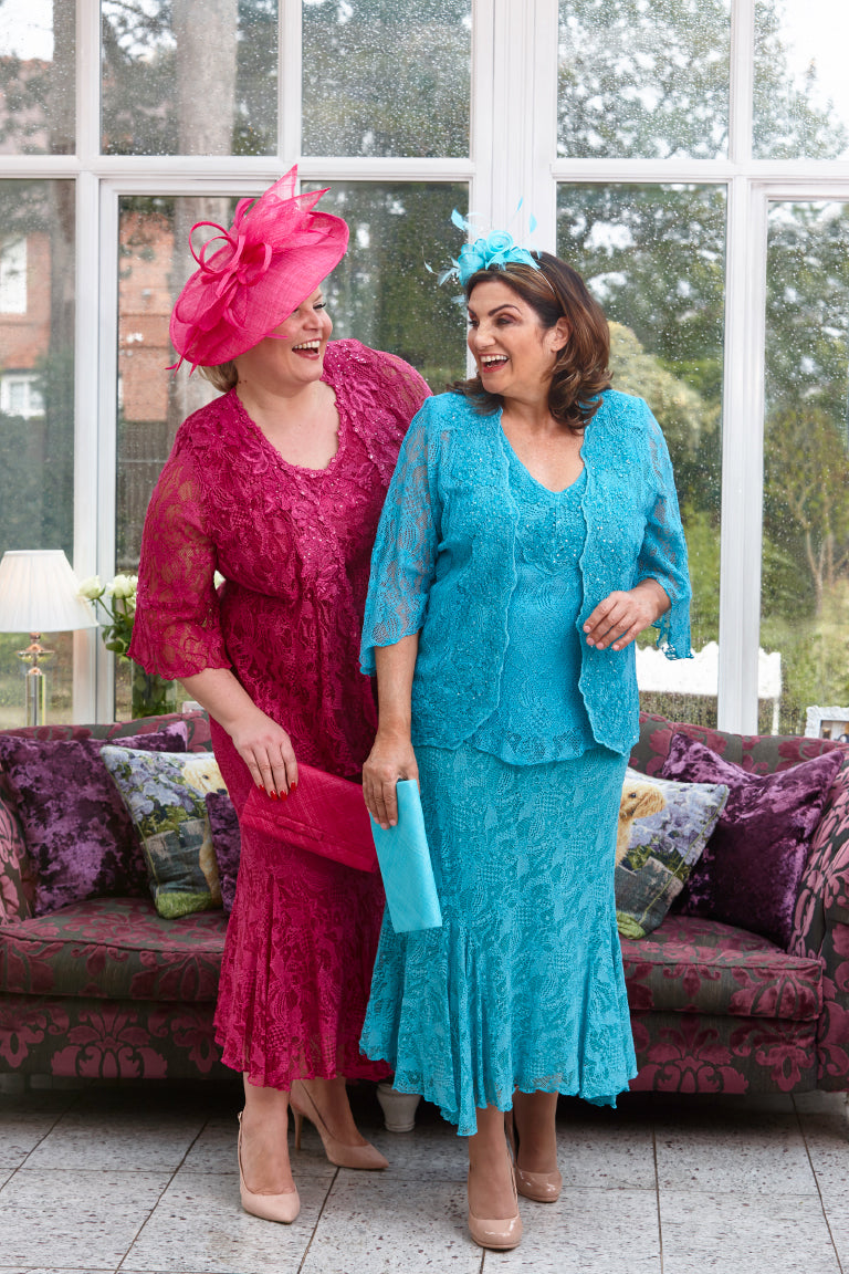 Flattering Mother of the Bride Dresses for Plus Size UK Mums