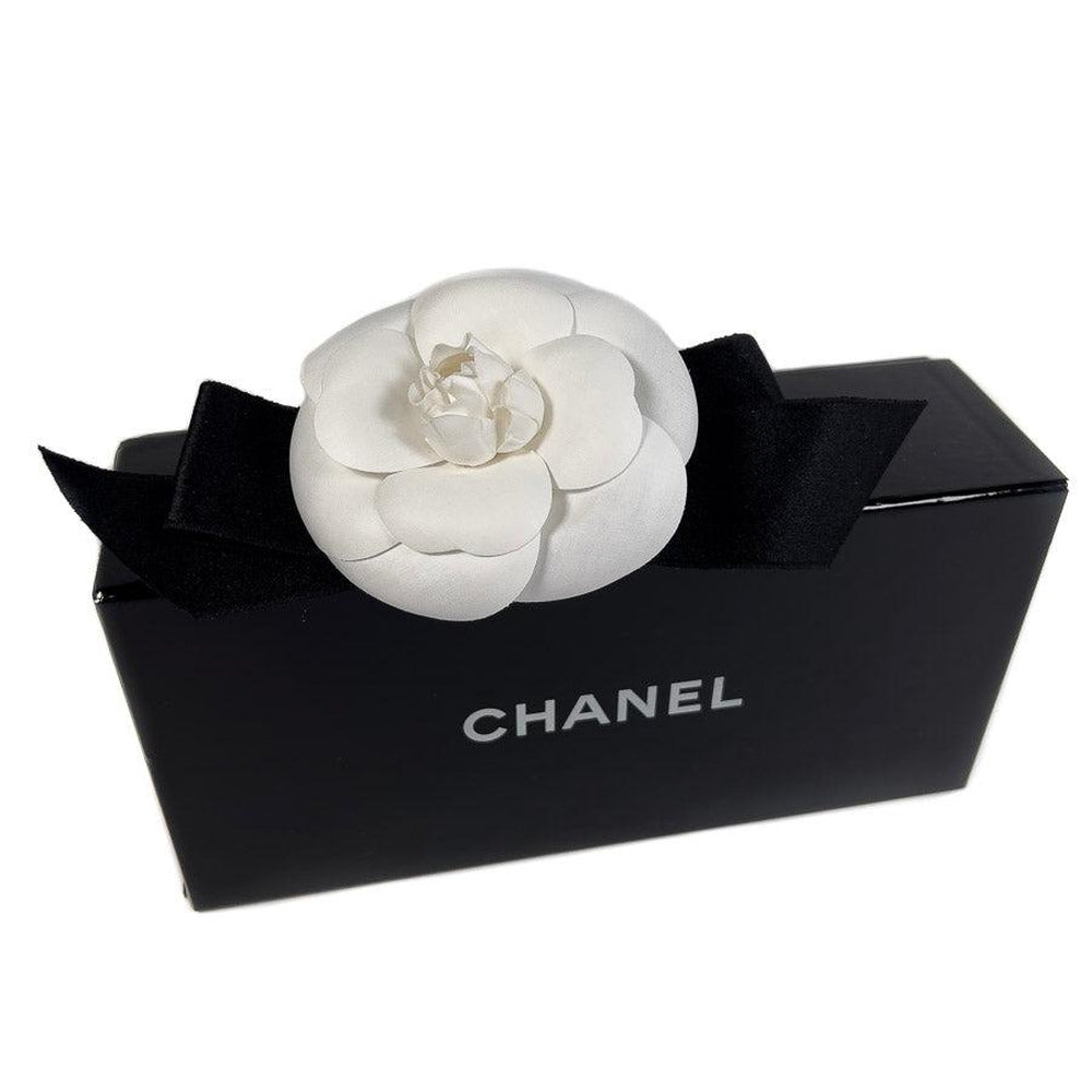 Chanel Vintage White Woven Linen Camellia Flower Brooch Pin  Amarcord  Vintage Fashion