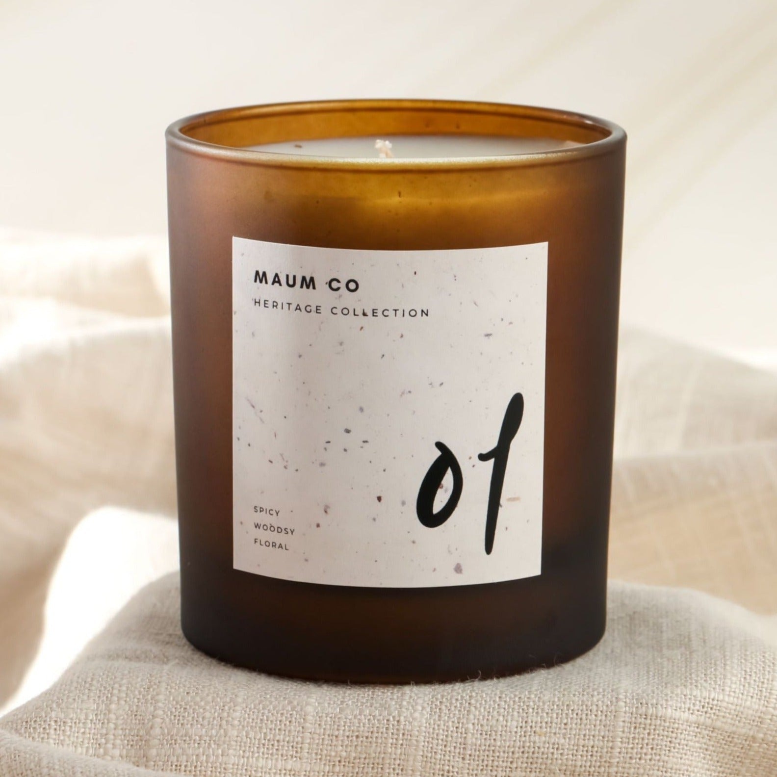 HERITAGE NAME KOREAN CANDLE 이, LEE – maum-co