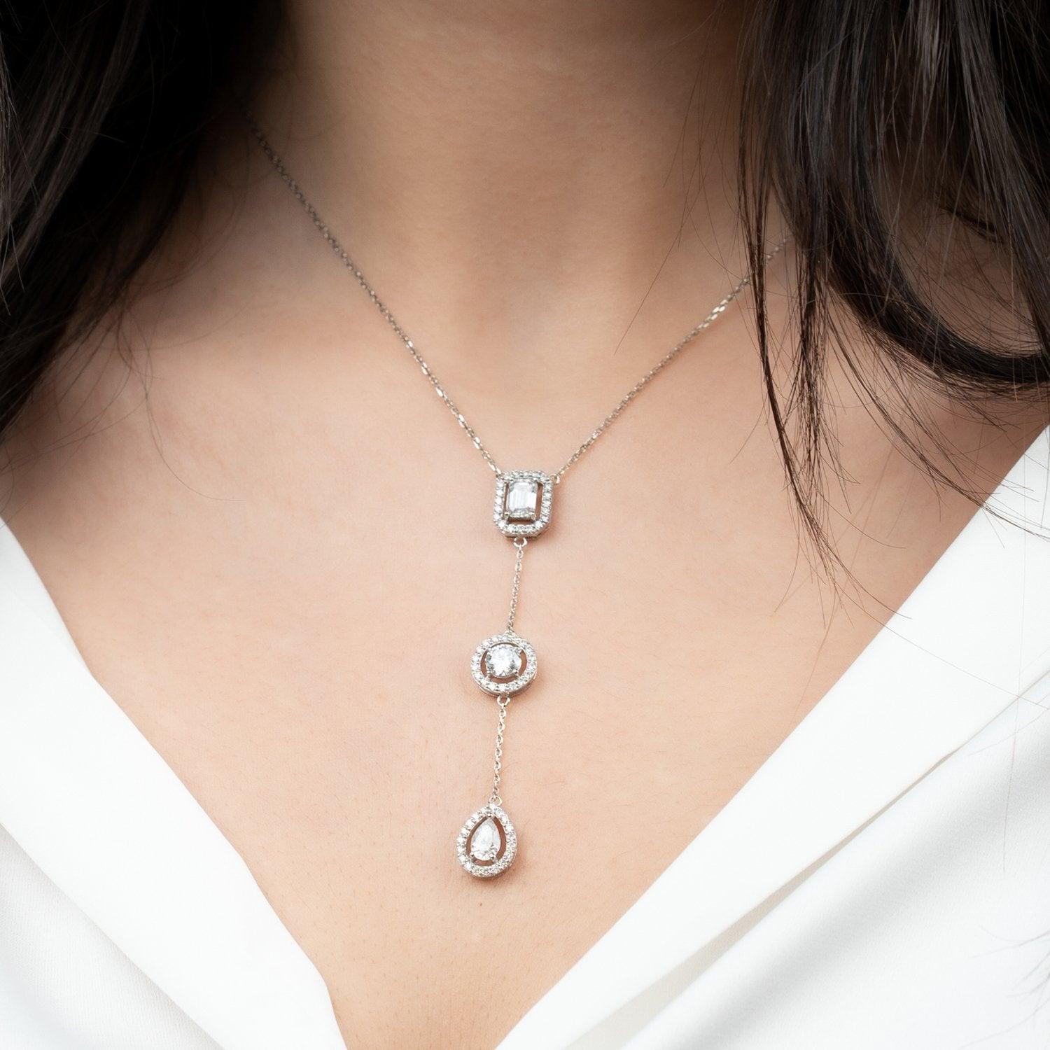 Our client is thrilled with her effortlessly elegant “Kayla” Diamond Drop  Necklace. Great for day or eveningwear, it can be dressed up or down  depending on the …
