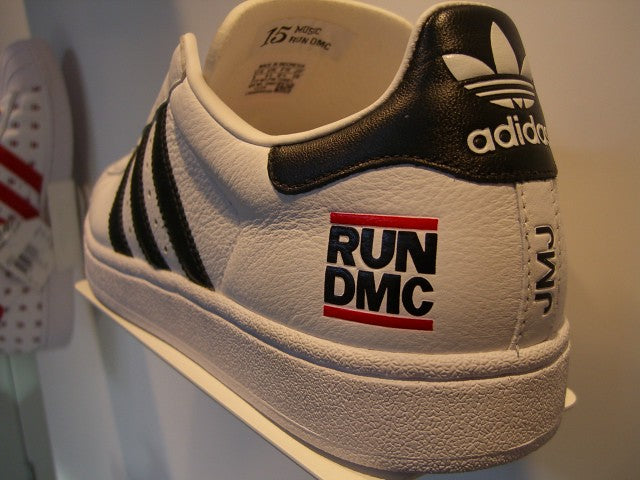 Photo de sneakers Adidas Superstar x Run DMC