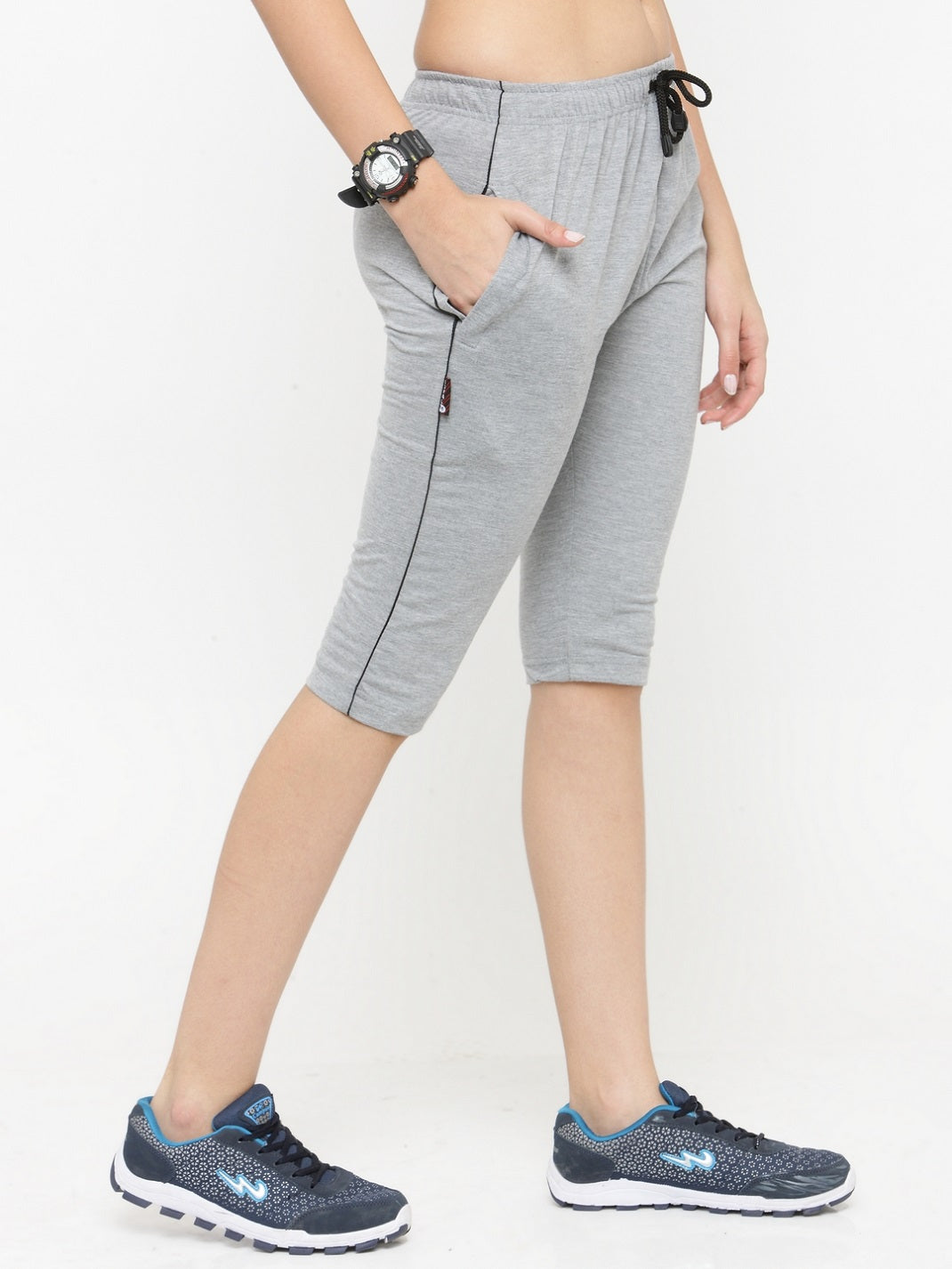 Women's Cotton Three Fourth Capri Shorts With Two Zippered Pockets