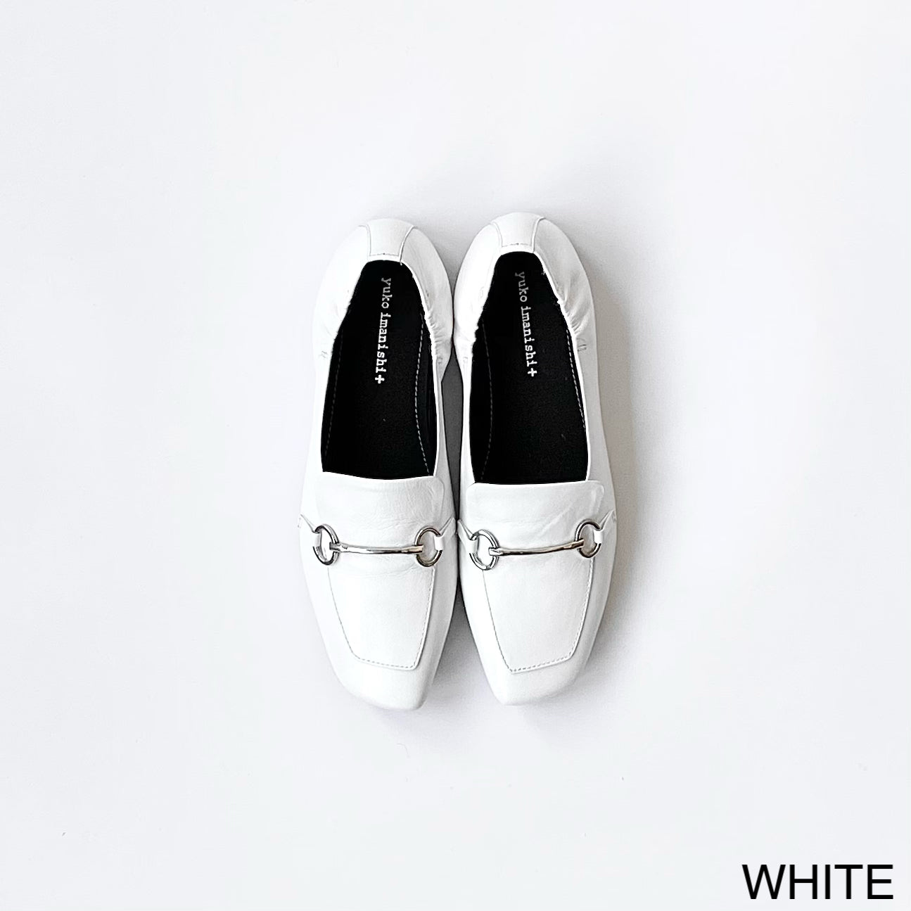 WHITE / 35 (22.2cm)