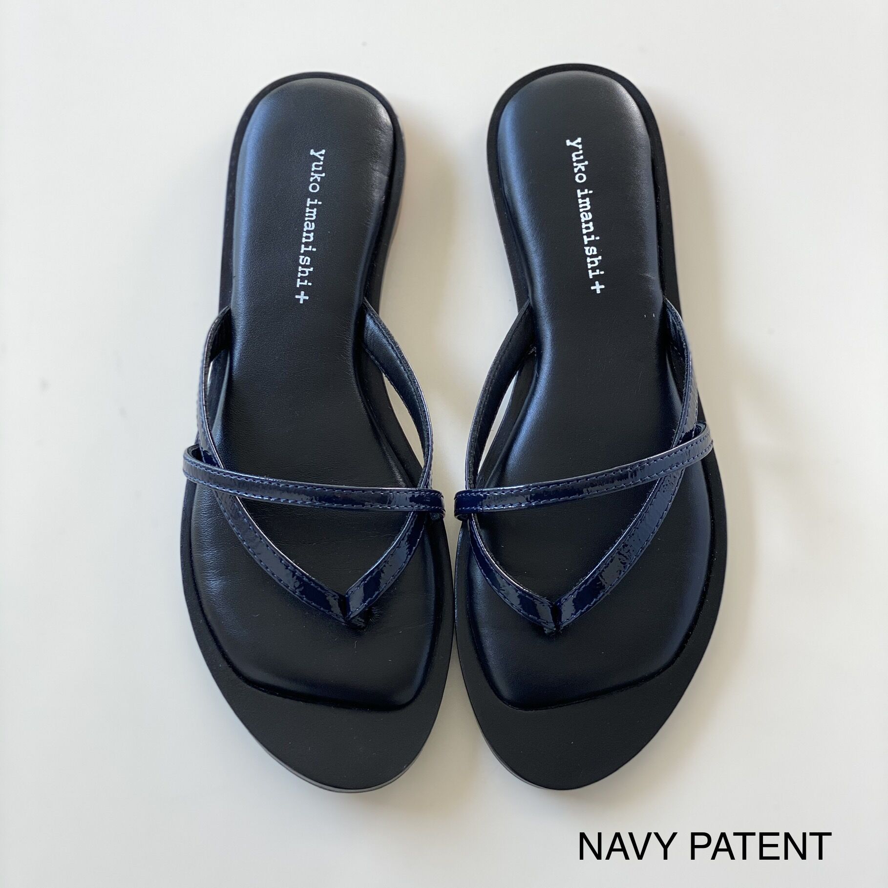 NAVY PATENT / 35 (22.2cm)