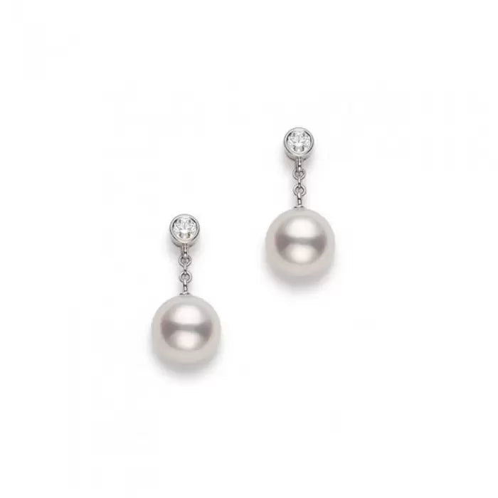 Pearl earrings