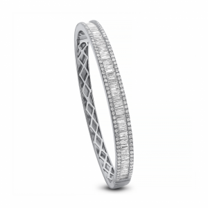 CLASSIC 18K WHITE GOLD BAGUETTE AND ROUND DIAMOND BANGLE