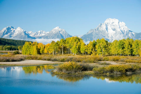 grand-teton-national-park-lake-mountains-view