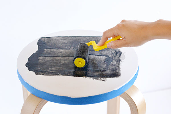 DIY grid stool makeover step 5