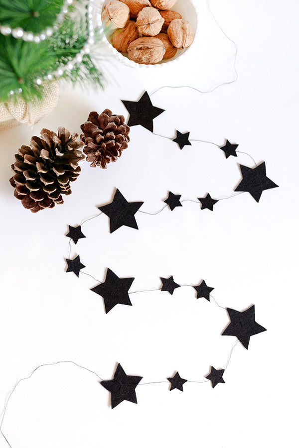 DIY felt star and moon garlands