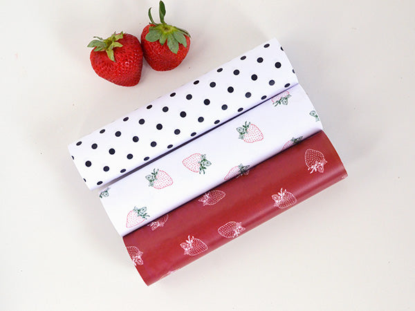 Strawberries Gift Wrap – Adelfi