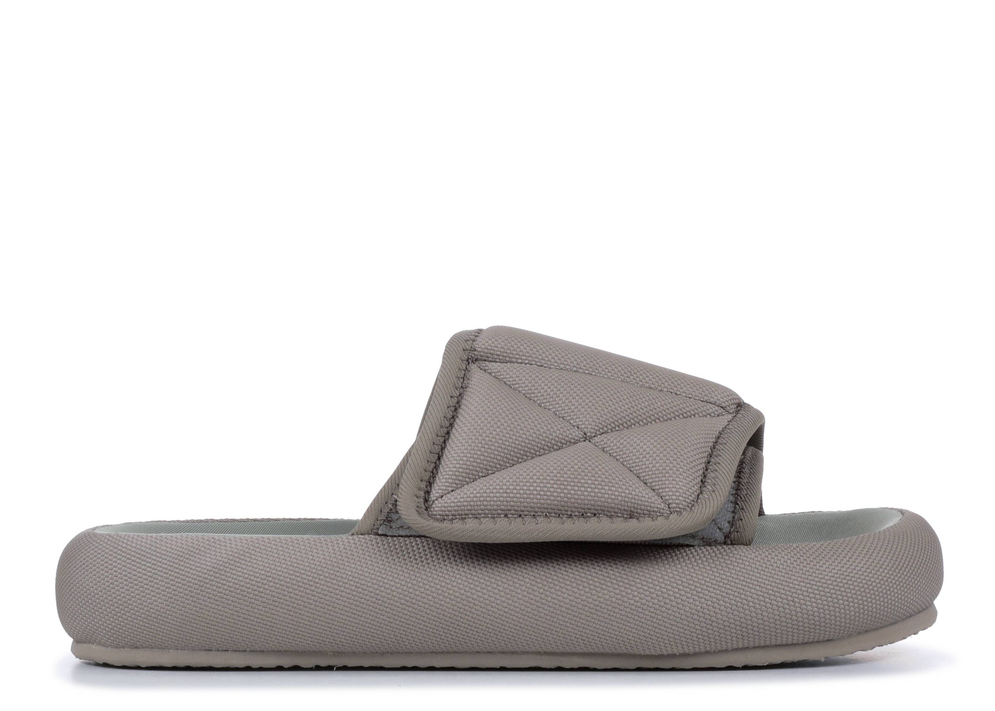 yeezy taupe slides