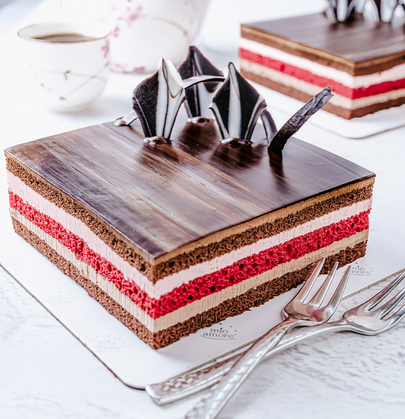 Black forest cake of Mio amore – Journey with food