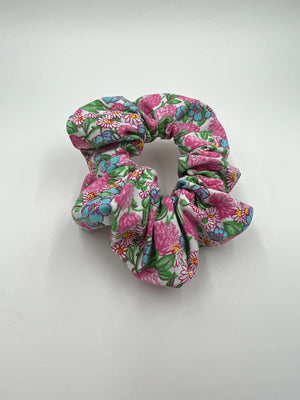 Pink Lotus Scrunchie - Ashley Kay Makes - Pink Scrunchie