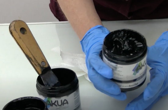 The Consistency and Benefits of Akua Intaglio Ink