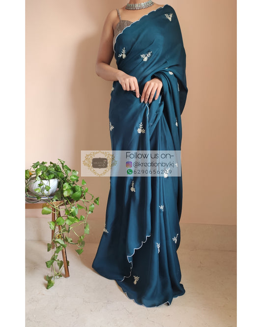 Cobalt Blue Silk Blend Draped Saree Set Design by Pallavi Jaipur at  Pernia's Pop Up Shop 2024