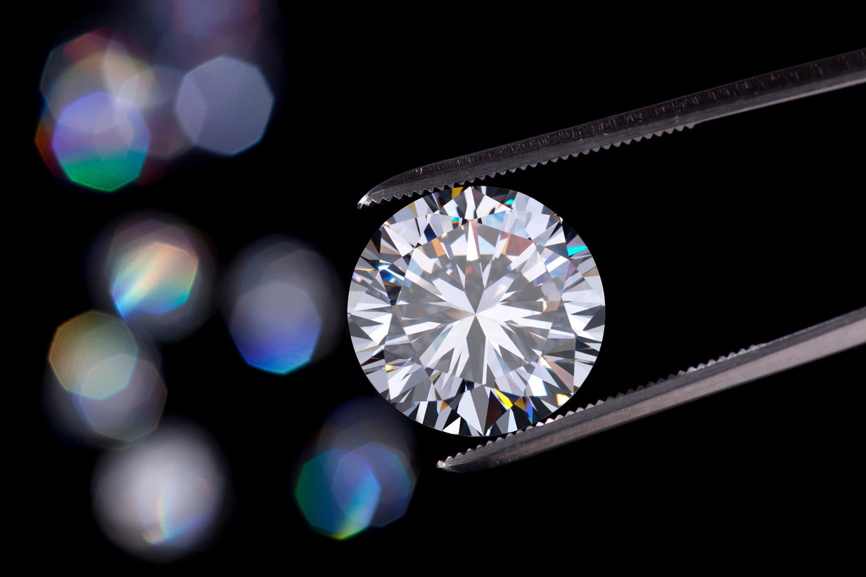 Lab Grown Diamonds vs. Natural Diamonds | Jewelry Experts Weigh In