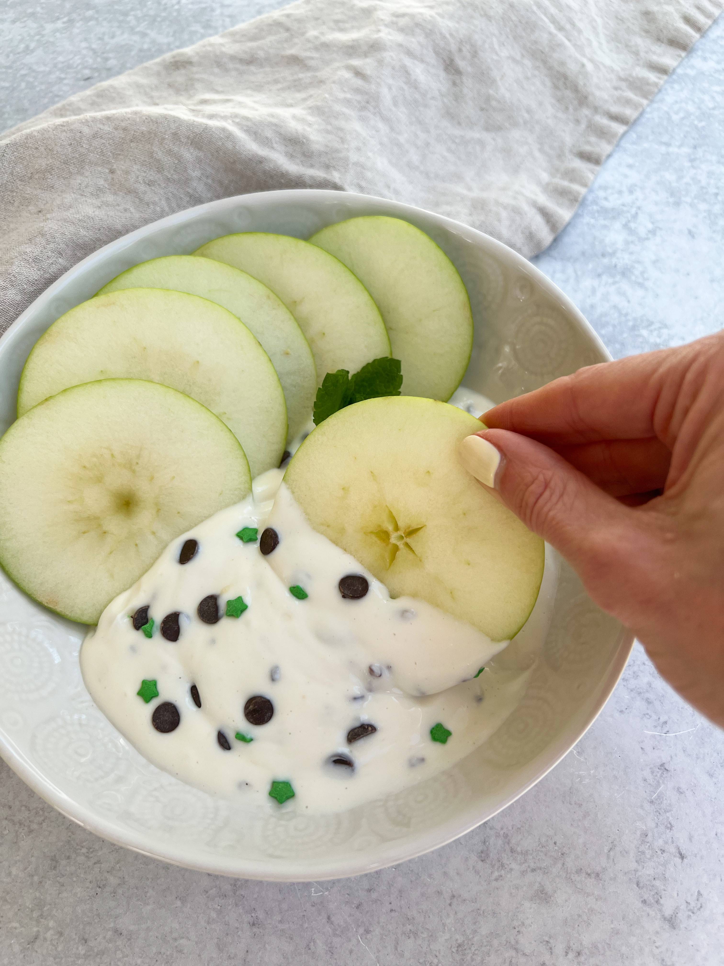 Shamrock Yogurt Dip