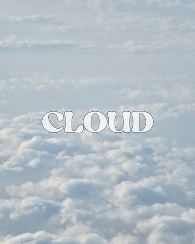 Imagen nubes con el logo cloud