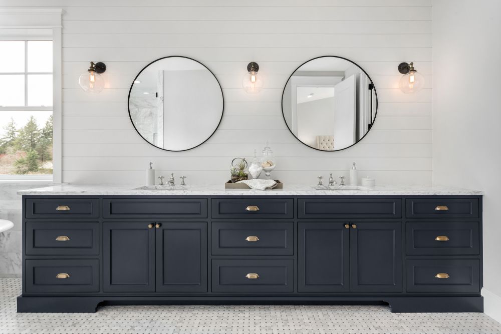 large-double-vanity-master-bathroom-new-freestanding-hera-bathware