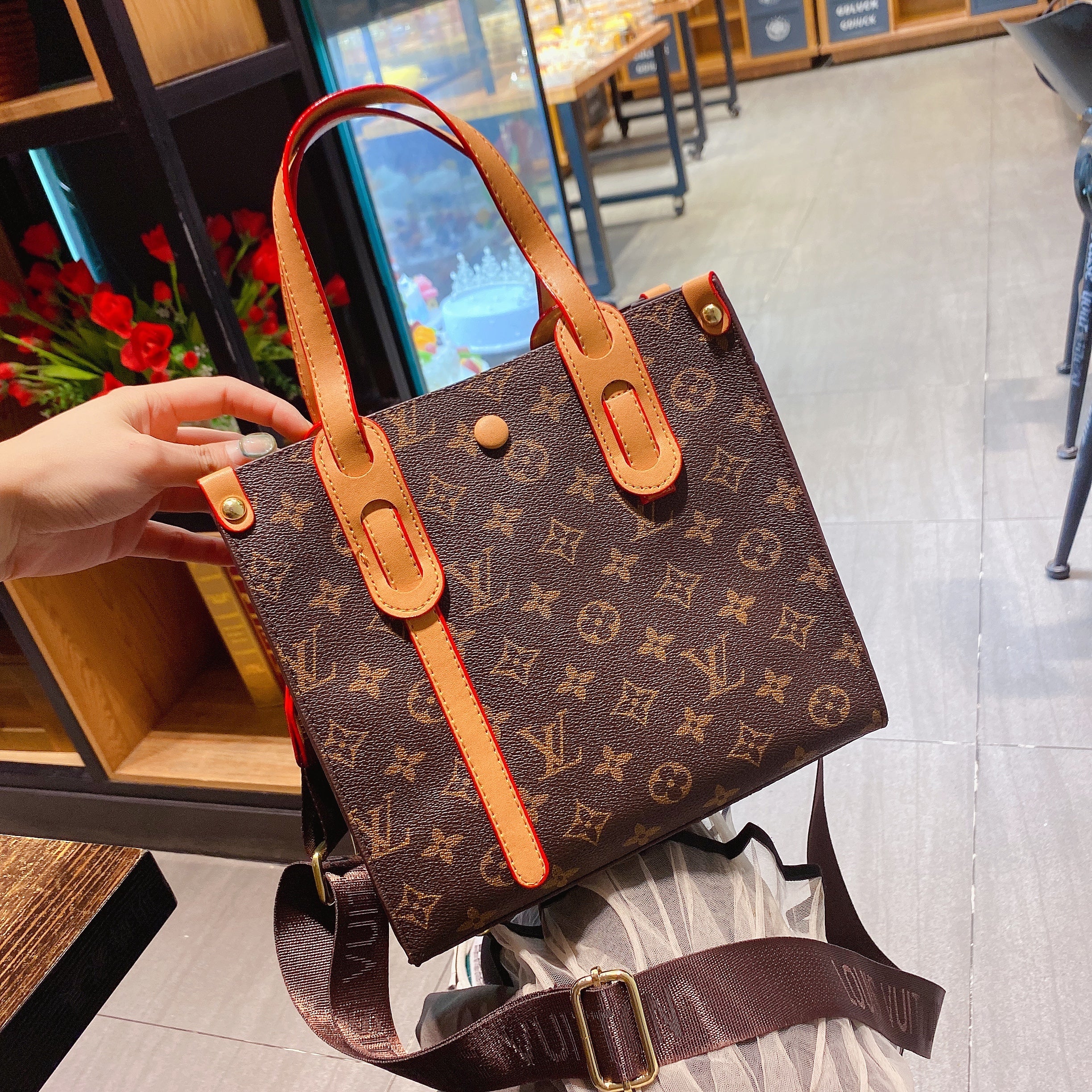 Louis Vuitton LV Classic Jacquard Men's and Women's Hand