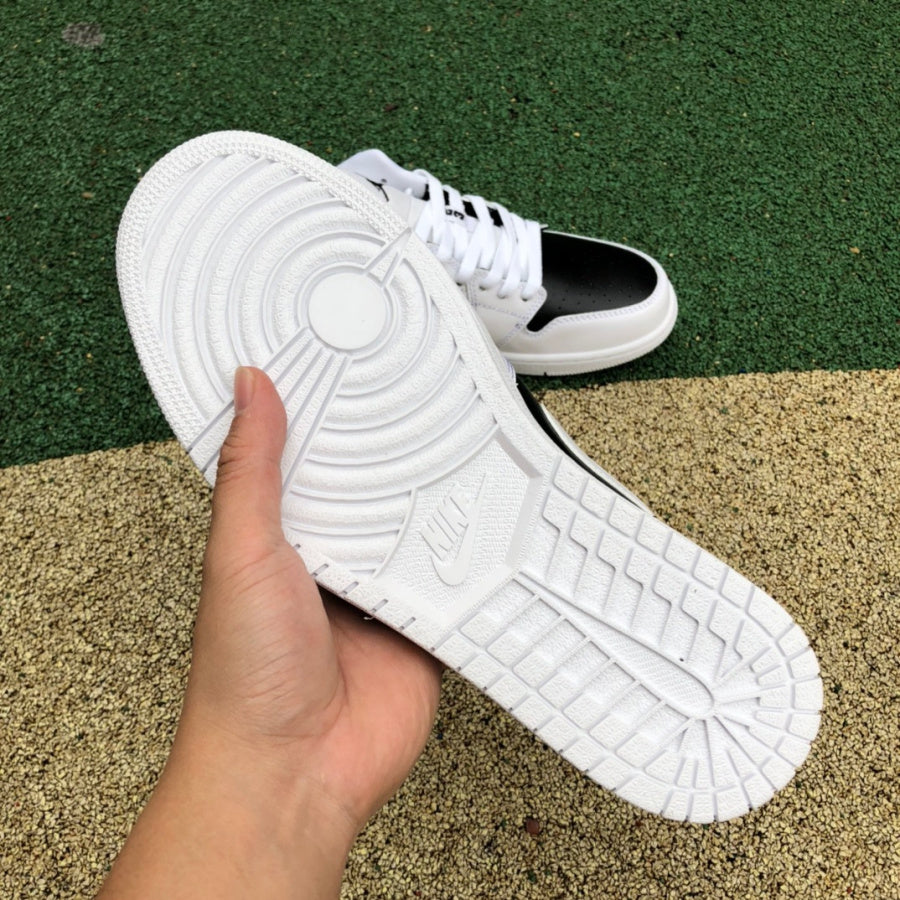 Nike Air Jordan 1 Low White and Black Panda Retro Basketball Shoes Running Shoes Versatile Casual Sn