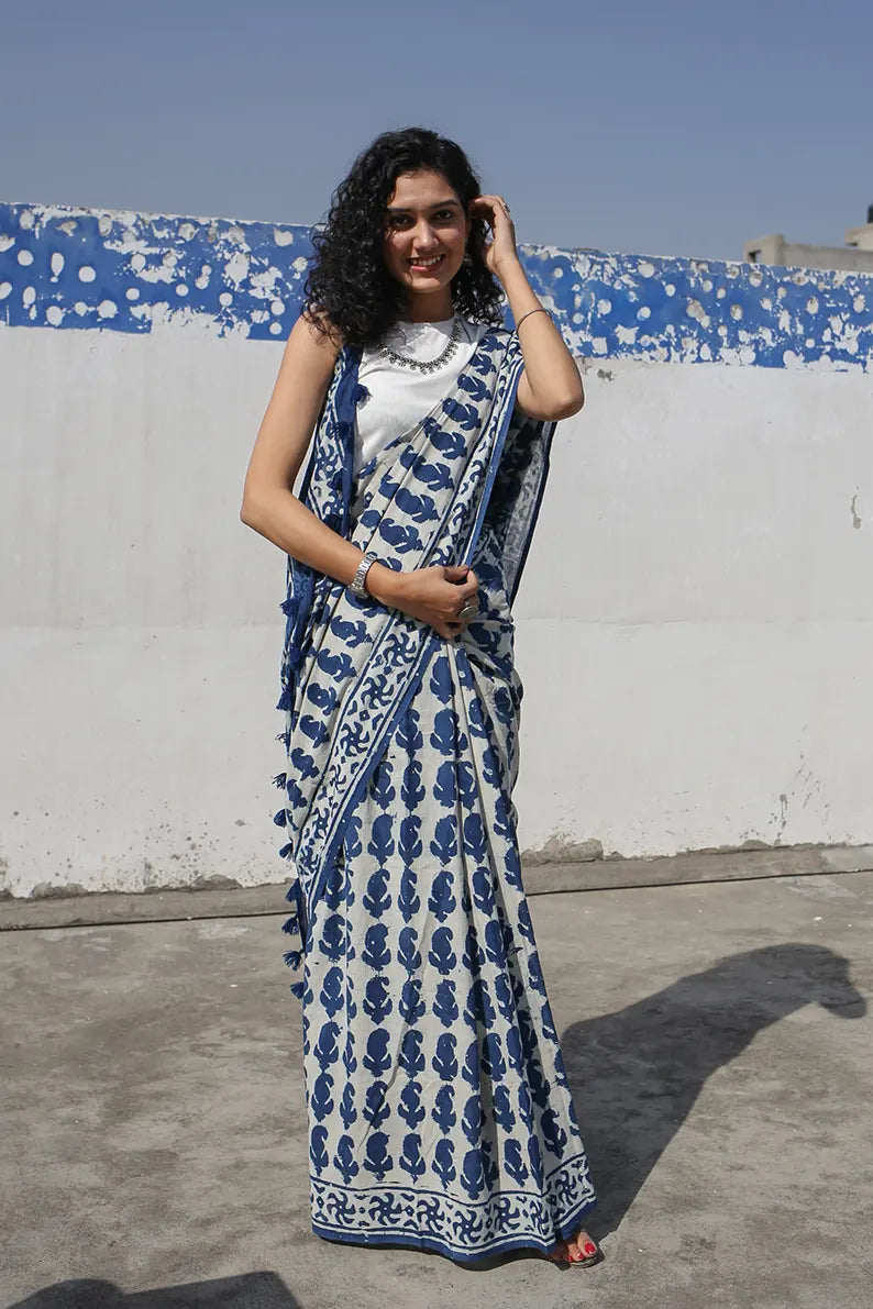 Buy Indigo Sarees for Women by Saree Mall Online | Ajio.com