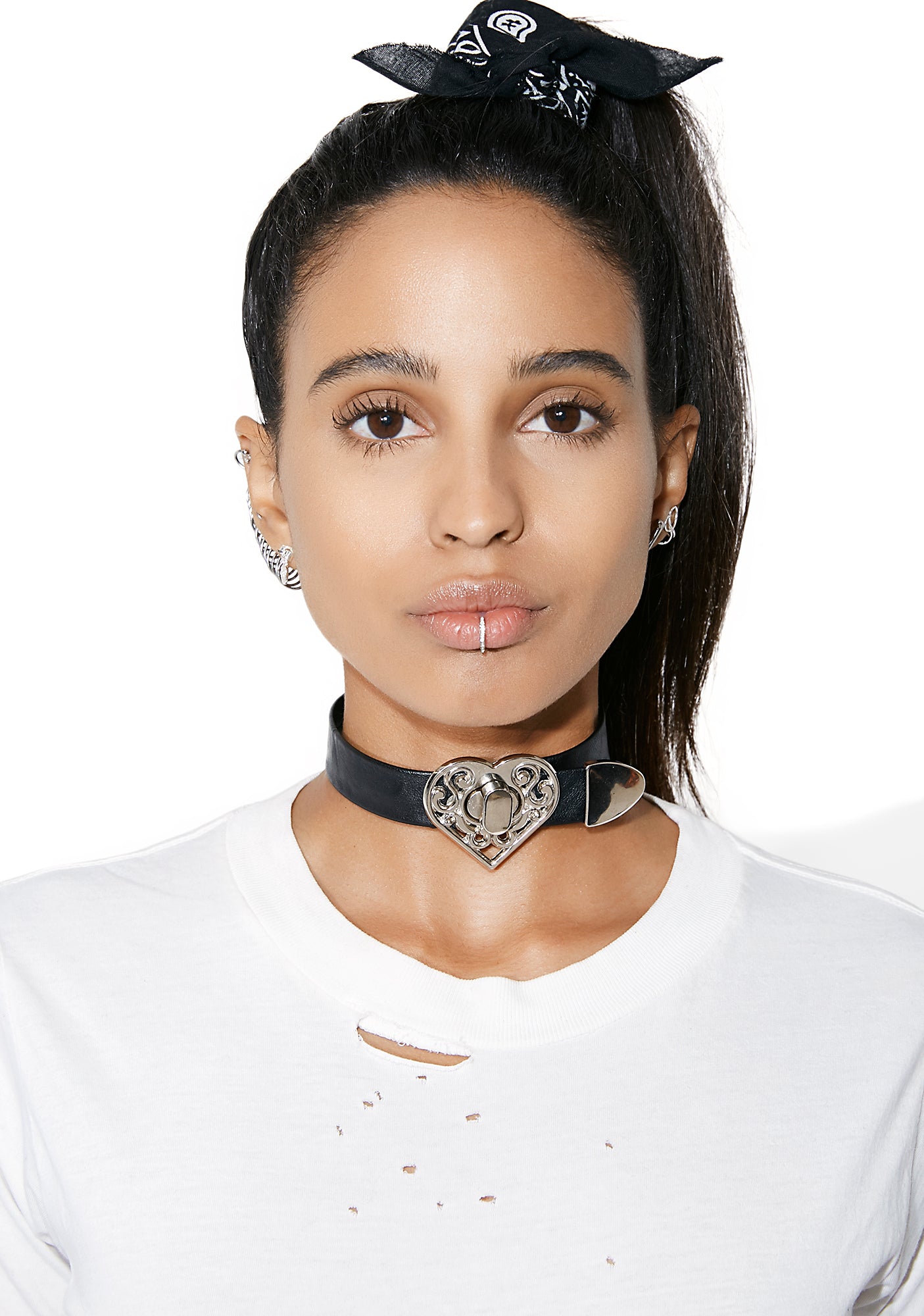 Love Lockdown Heart Choker – Dolls Kill