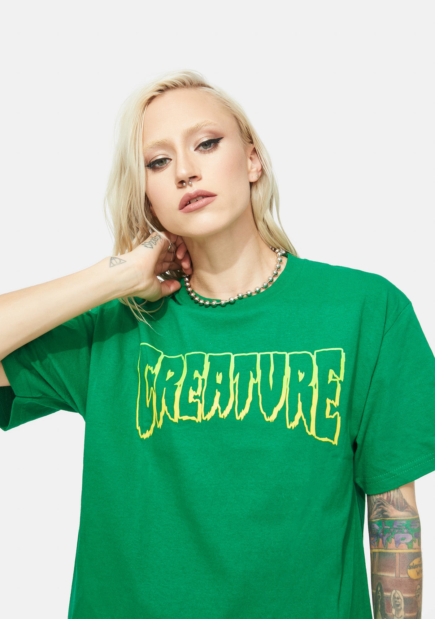 Logo Outline Graphic Tee – Dolls Kill